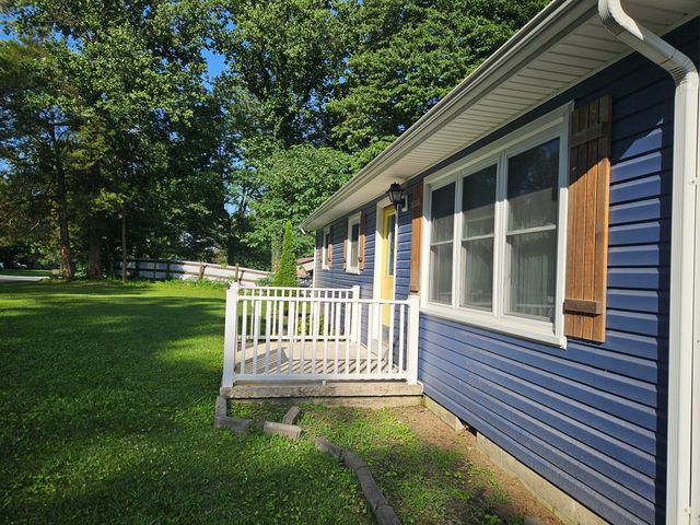 1229 KY-80, Russell Springs, KY 42642