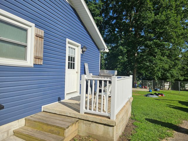 1229 KY-80, Russell Springs, KY 42642