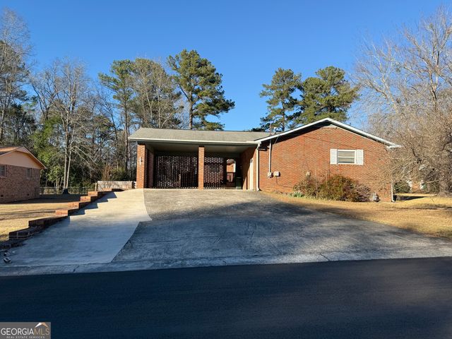 1406 Maplewood Drive, Macon, GA 31210