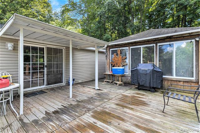 4977 E Buck Rub Road, Custer, MI 49405