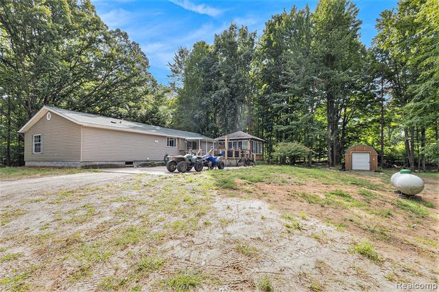4977 E Buck Rub Road, Custer, MI 49405