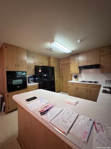 8798 Abe Lincoln, San Antonio, TX 78240