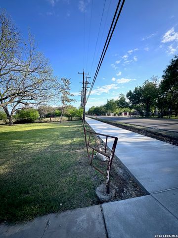 8798 Abe Lincoln, San Antonio, TX 78240