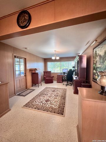 8798 Abe Lincoln, San Antonio, TX 78240