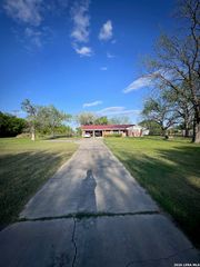 8798 Abe Lincoln, San Antonio, TX 78240