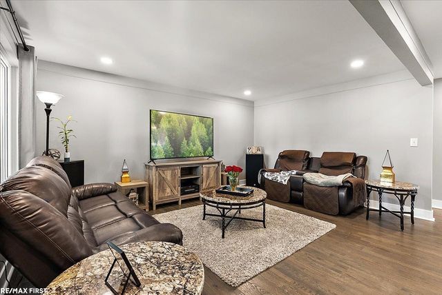 30852 Primrose Drive, Warren, MI 48047