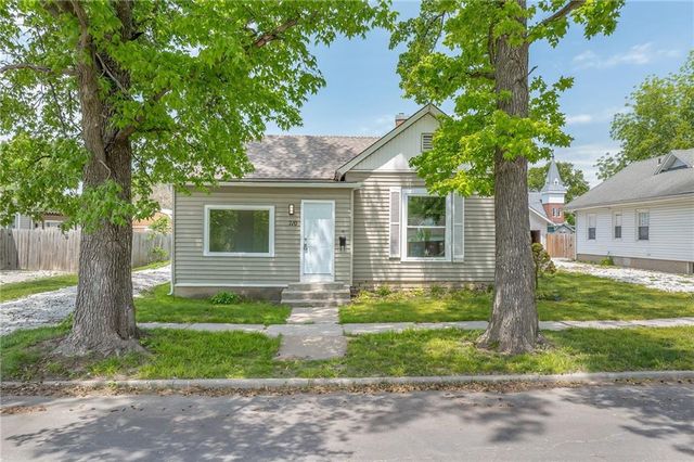 710 W Locust Street, Plattsburg, MO 64477