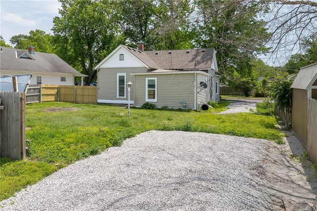 710 W Locust Street, Plattsburg, MO 64477