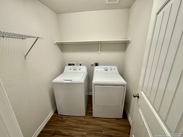 221 Big Cypress, Cibolo, TX 78108