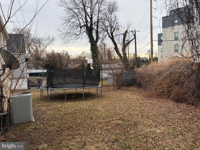 3007 GRINDON AVE, Baltimore, MD 21214