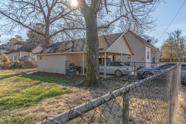 1020 W Jefferson Ave, Jonesboro, AR 72401