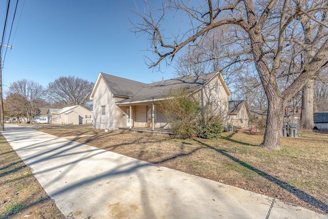 1020 W Jefferson Ave, Jonesboro, AR 72401