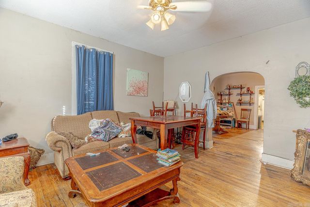 1020 W Jefferson Ave, Jonesboro, AR 72401