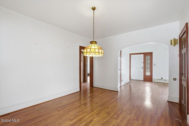 10 110th Street, Troy, NY 12182