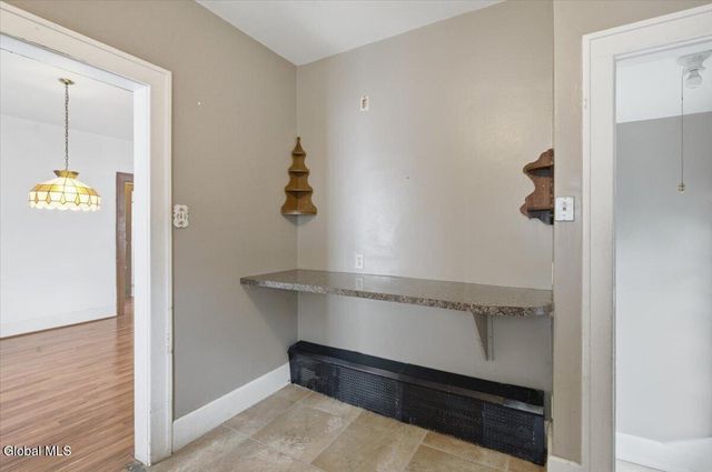 10 110th Street, Troy, NY 12182