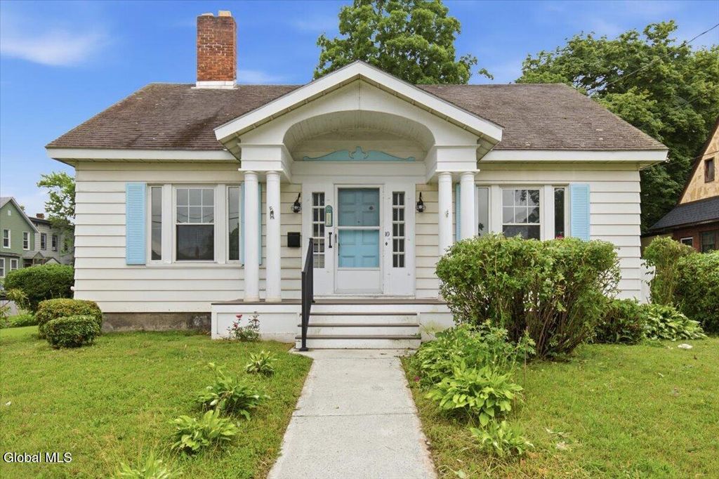 10 110th Street, Troy, NY 12182