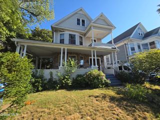 2 Maple Avenue, Albany, NY 12208