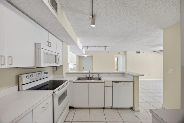 3844 Lyons Road 101-4, Coconut Creek, FL 33073