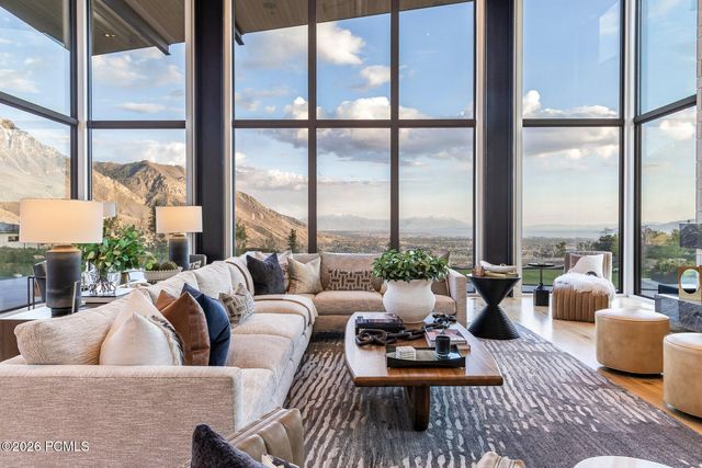 476 E Three Falls Drive, Alpine, UT 84004