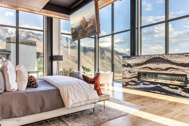 476 E Three Falls Drive, Alpine, UT 84004
