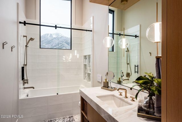 476 E Three Falls Drive, Alpine, UT 84004