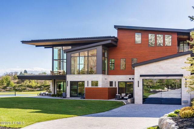 476 E Three Falls Drive, Alpine, UT 84004