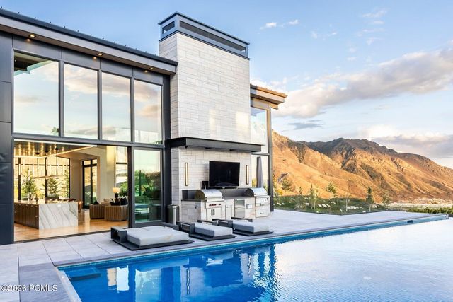 476 E Three Falls Drive, Alpine, UT 84004