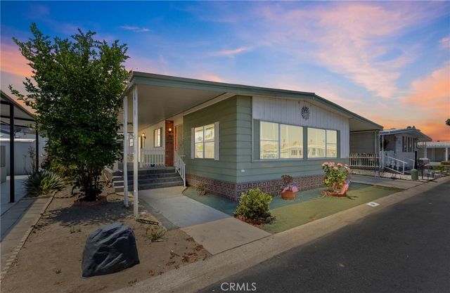 601 N Kirby Street 50, Hemet, CA 92545
