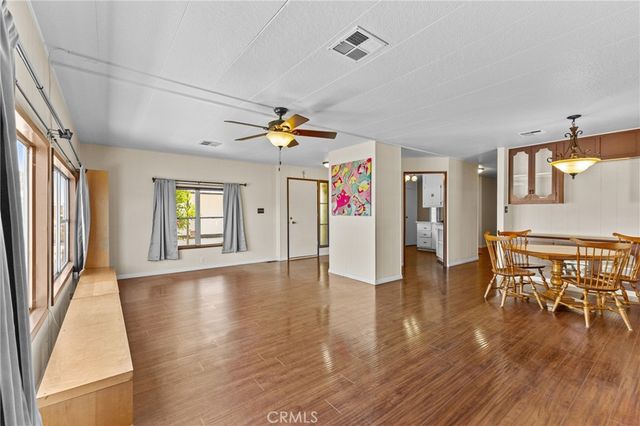 601 N Kirby Street 50, Hemet, CA 92545