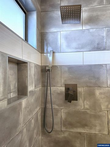 2992 Winslow Wy NW, Salem, OR 97304