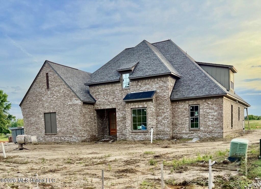 4823 Parish Row, Olive Branch, MS 38654