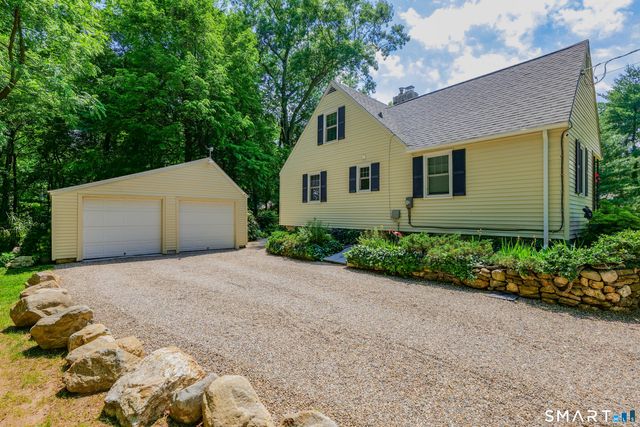 19 Stevens Street, Avon, CT 06001