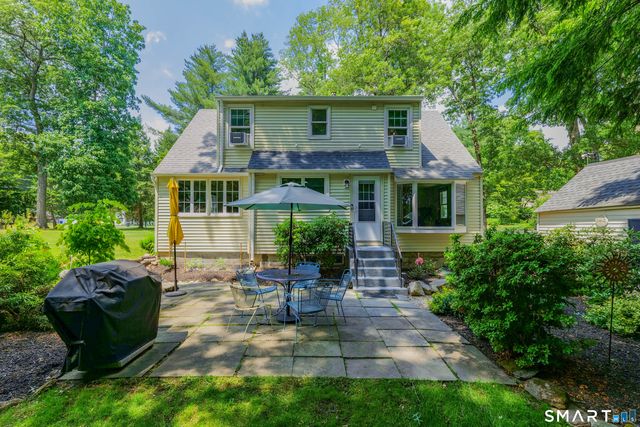 19 Stevens Street, Avon, CT 06001