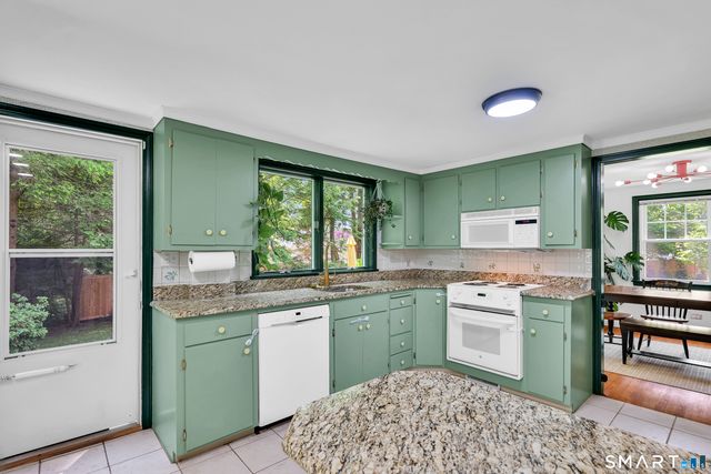 19 Stevens Street, Avon, CT 06001