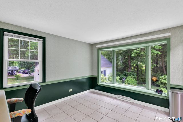 19 Stevens Street, Avon, CT 06001