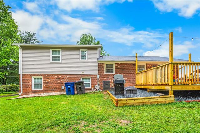 2575 Wood Valley Road, Winston-salem, NC 27106