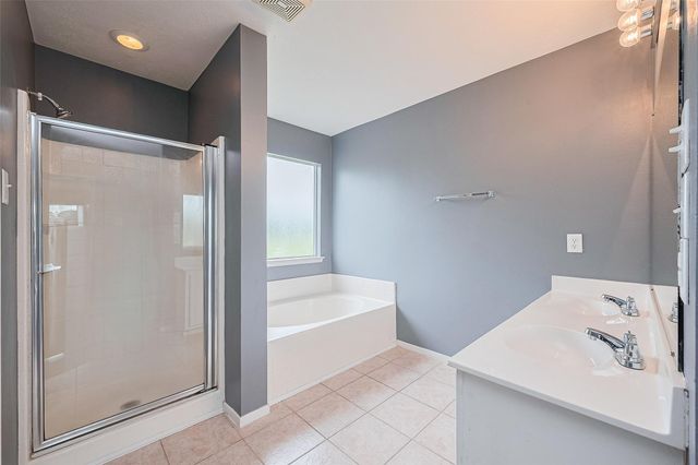 903 Pinecreek Point Court, Spring, TX 77373