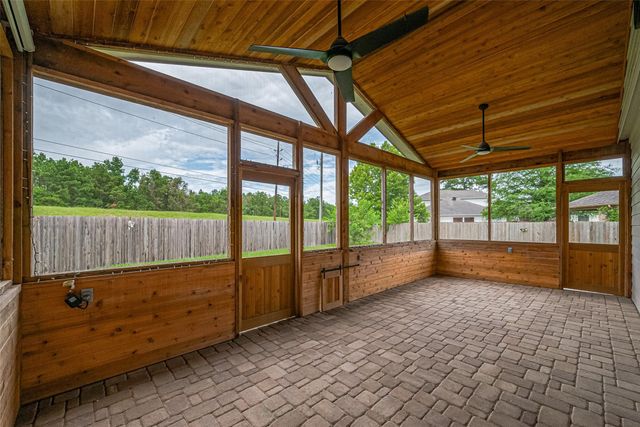 903 Pinecreek Point Court, Spring, TX 77373