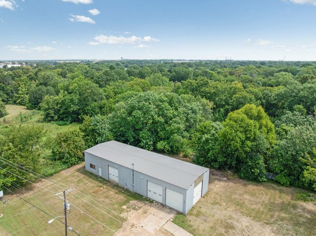 1220 19th Street NW, Paris, TX 75460