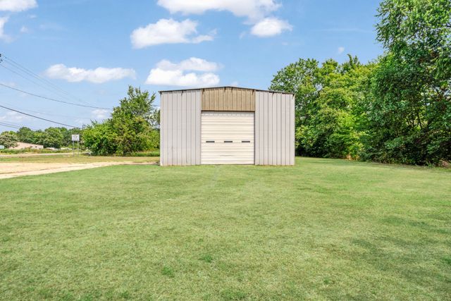 1220 19th Street NW, Paris, TX 75460