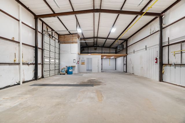 1220 19th Street NW, Paris, TX 75460