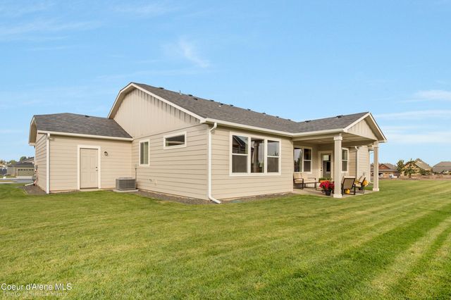 1544 N McKelvy Ln, Post Falls, ID 83854
