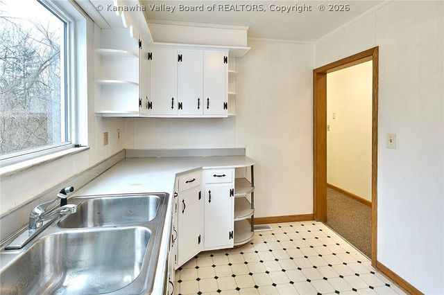 5202 Teays valley Road, Scott Depot, WV 25560