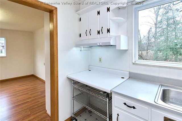 5202 Teays valley Road, Scott Depot, WV 25560