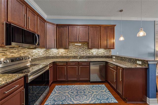 6411 MAYRA SHORES LANE, Apollo Beach, FL 33572