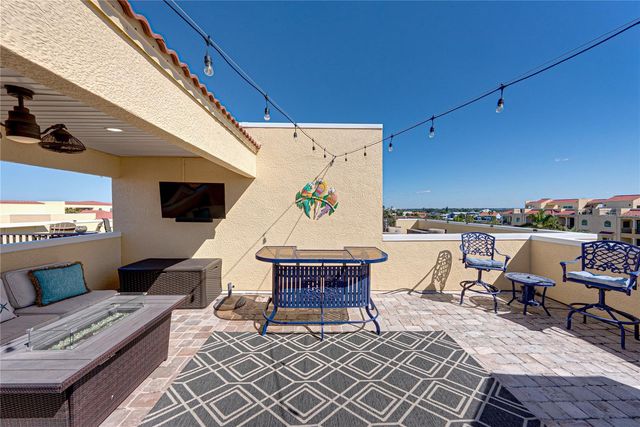 6411 MAYRA SHORES LANE, Apollo Beach, FL 33572