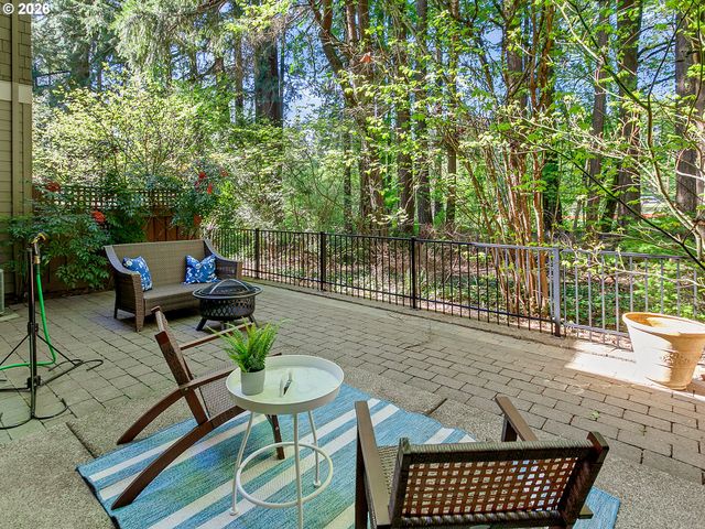 4525 TRILLIUM WOODS, Lake Oswego, OR 97035