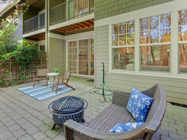 4525 TRILLIUM WOODS, Lake Oswego, OR 97035