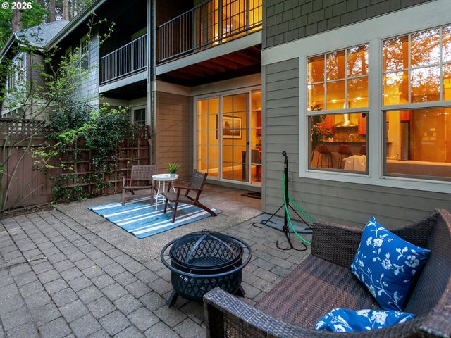 4525 TRILLIUM WOODS, Lake Oswego, OR 97035