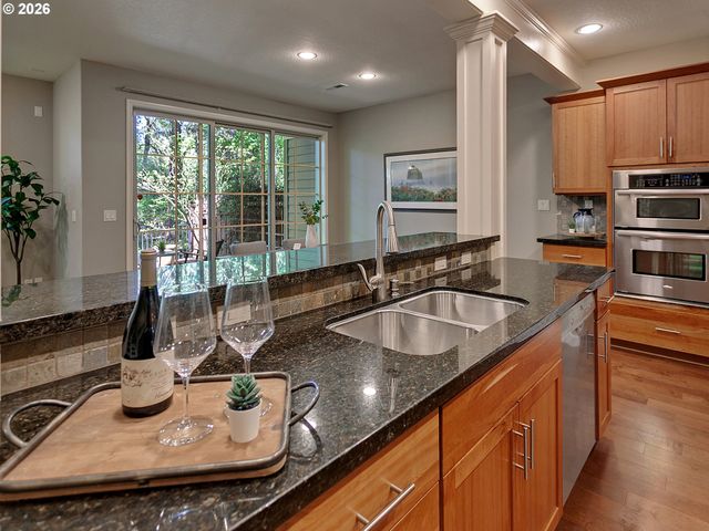 4525 TRILLIUM WOODS, Lake Oswego, OR 97035
